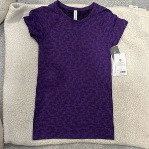 Momentum Printed Tee